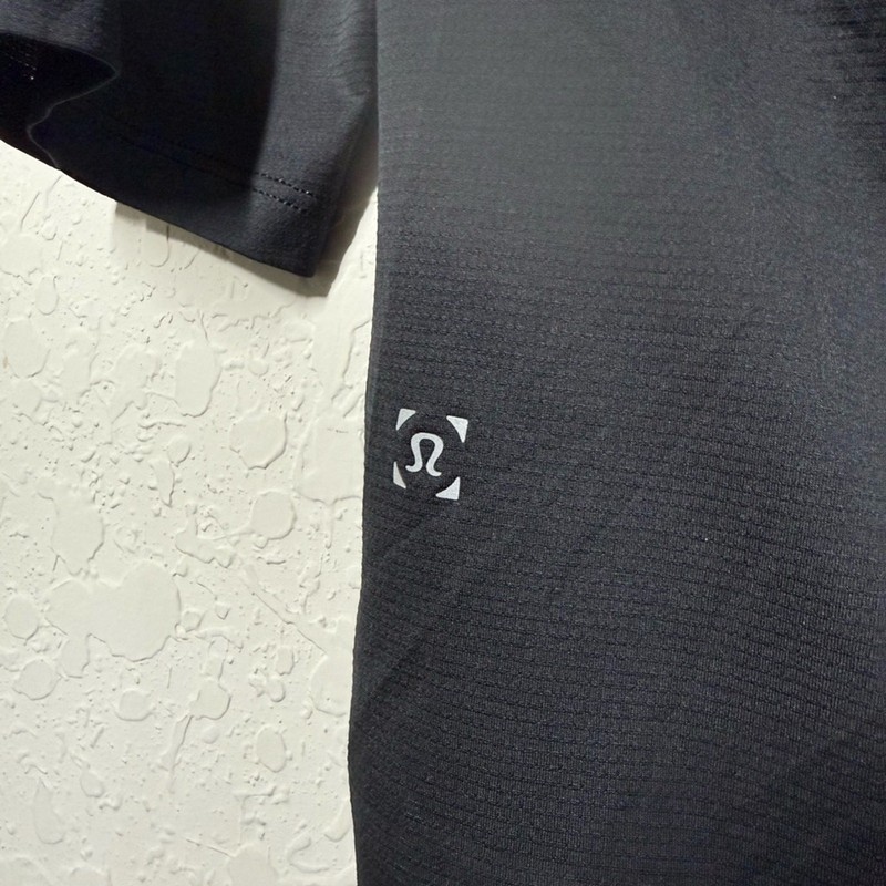 Lululemon Fast 3/4 Sleeve Top SEE MEASUREMENTS gallery