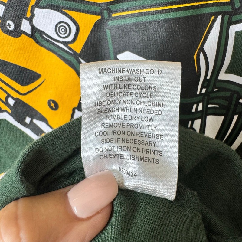 Green Bay Packers Graphic T-Shirt Men’s XL Football Embroidered Athletic NFL gallery