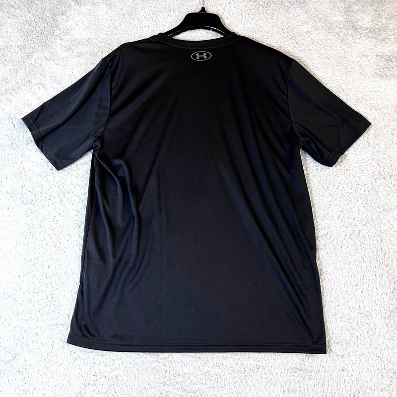 Under Armour Men's Solid Black Loose Fit V-Neck Short Sleeve T-Shirt Size L gallery