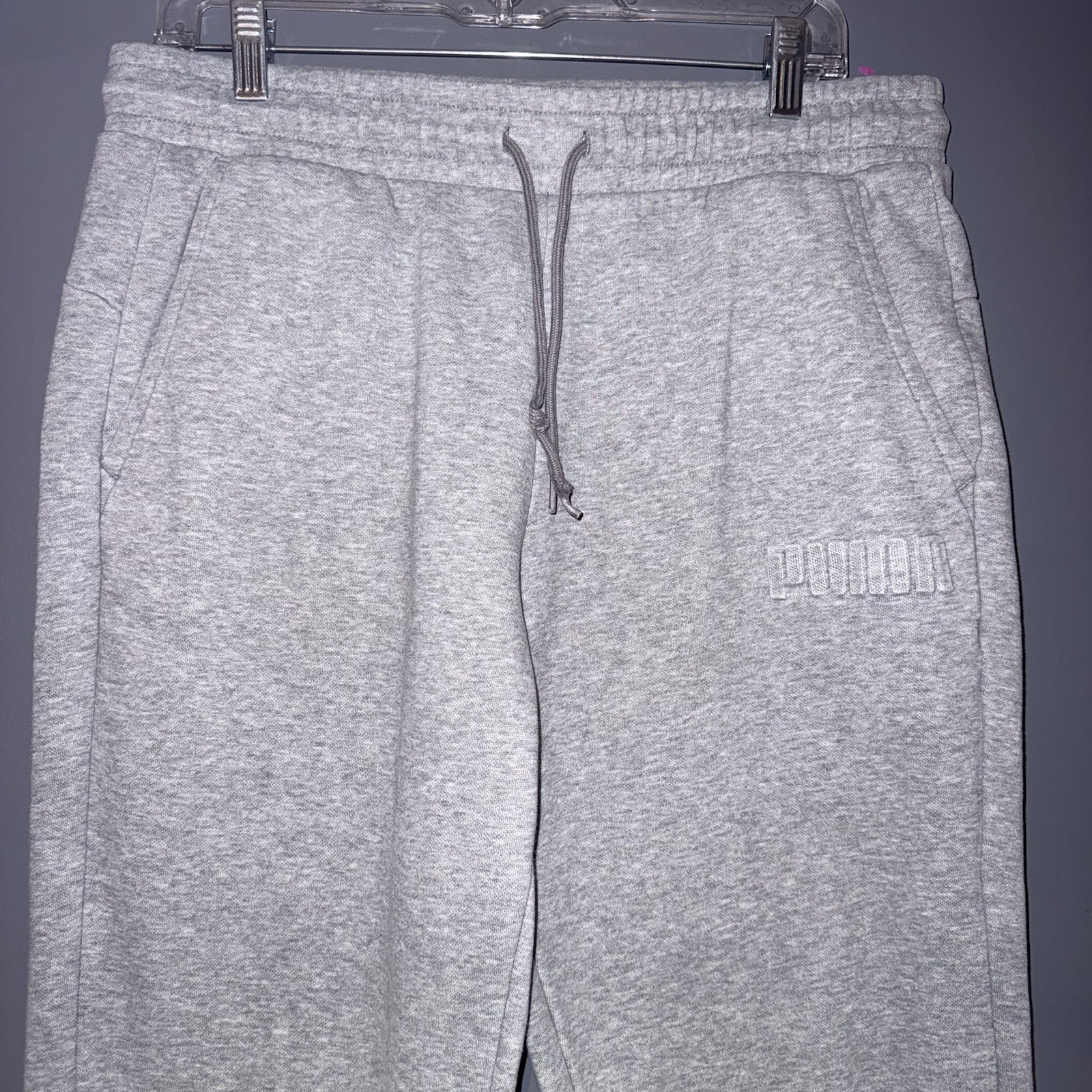 PUMA Men's Embossed Logo Fleece Jogger Gray Sweatpants Size Large gallery