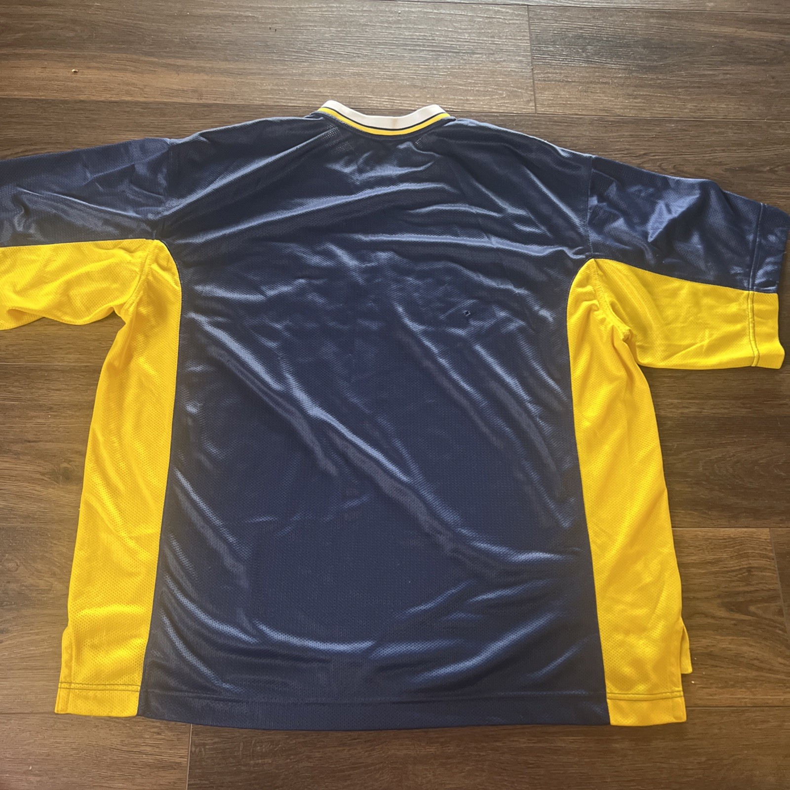 Vintage 90s Nike Team Sports Embroidered Swoosh Jersey Size XL gallery