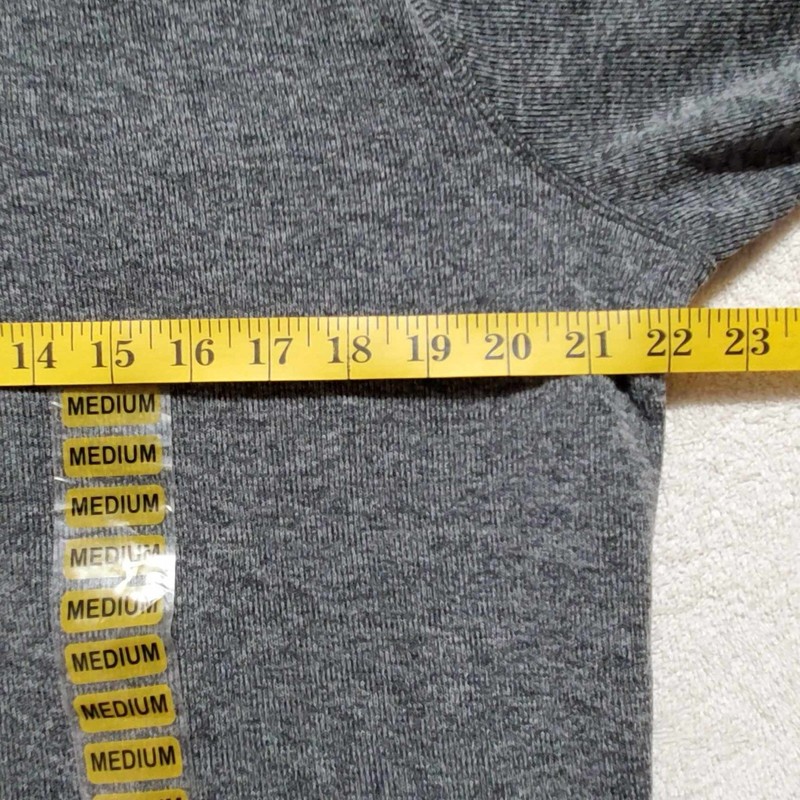 Men's Gap 1/2 Zip Pullover Grey NWT Size Medium MSRP: $59.95 gallery