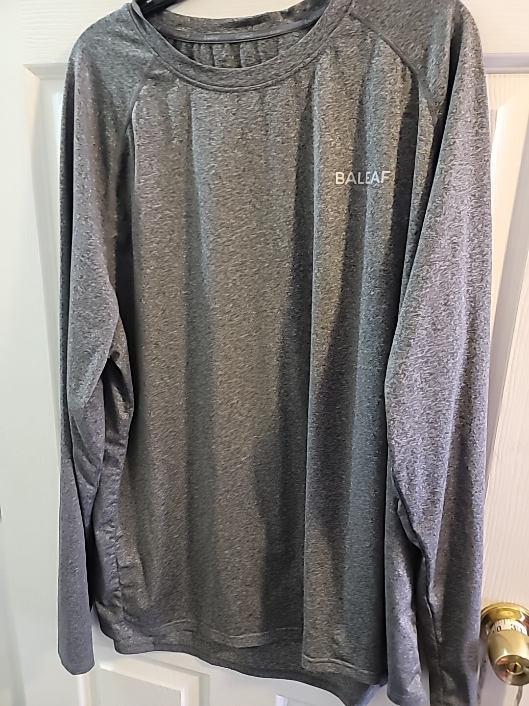 Baleaf Mens Gray Athletic Long Sleeved Shirt. Size 2xl gallery