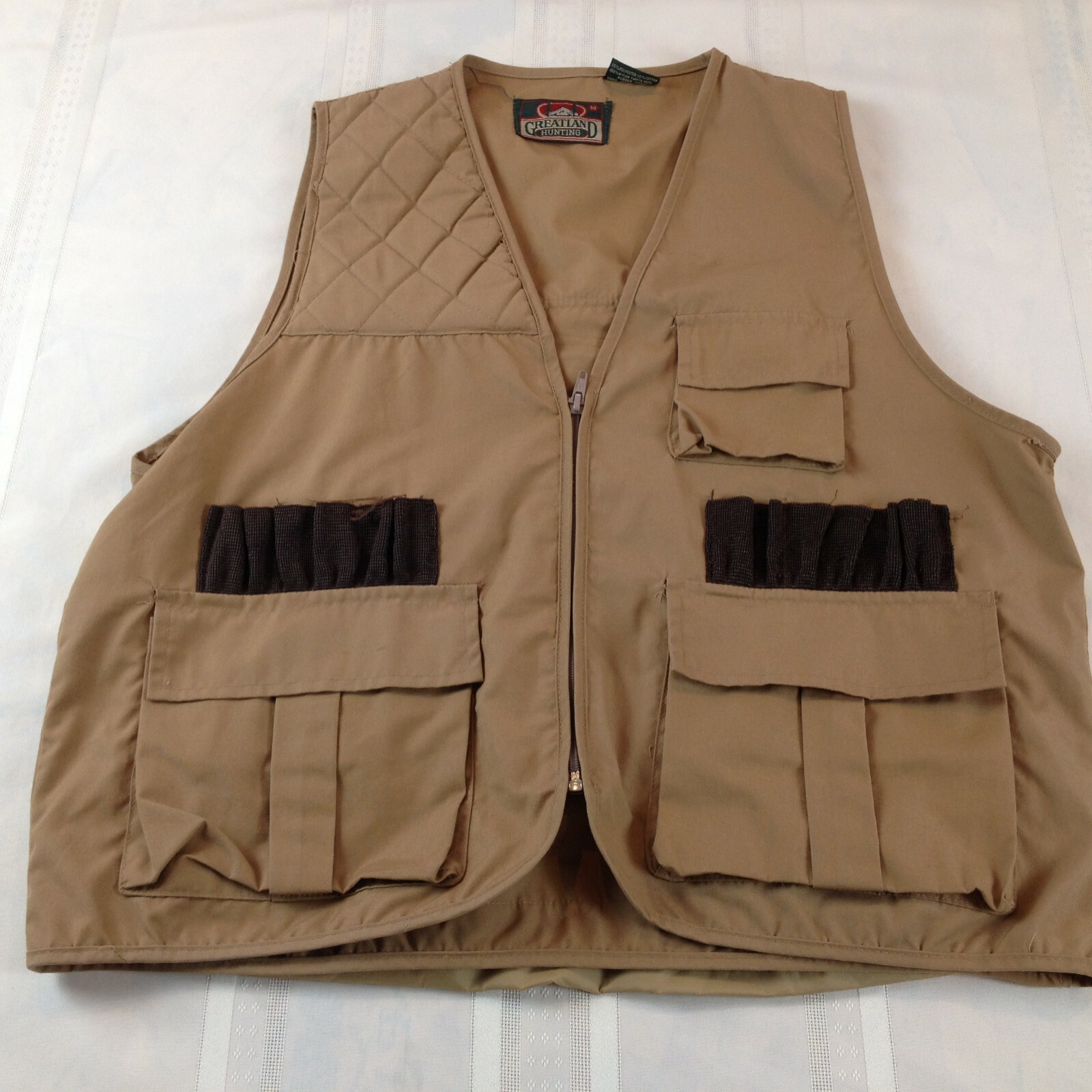 GREATLAND HUNTING Full Zip Outdoors Hunting Shooting Vest Men's Size Medium gallery