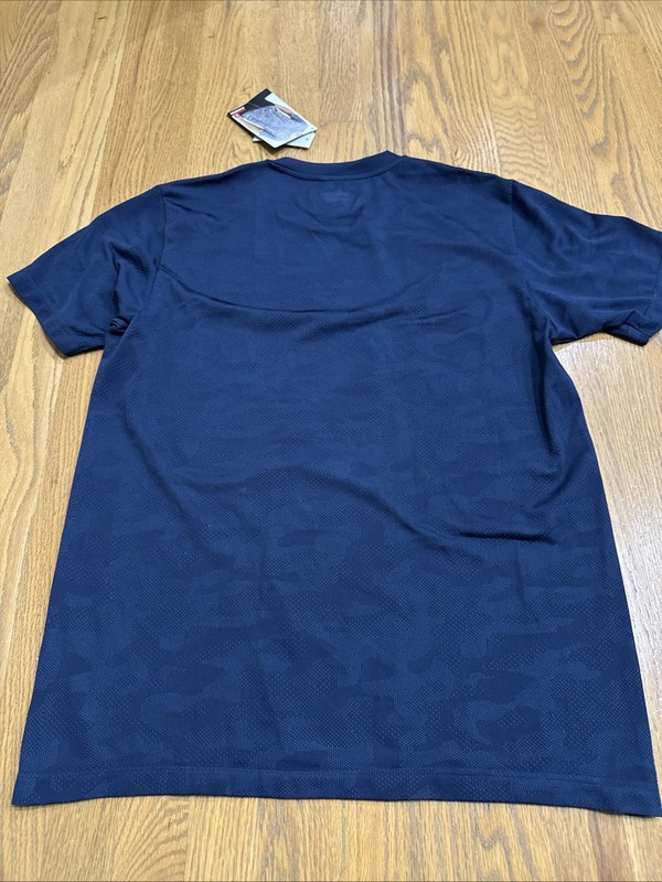 New Men’s Karbon Workout Athletic Size Medium m Navy Blue T Shirt Top NWT Weight gallery