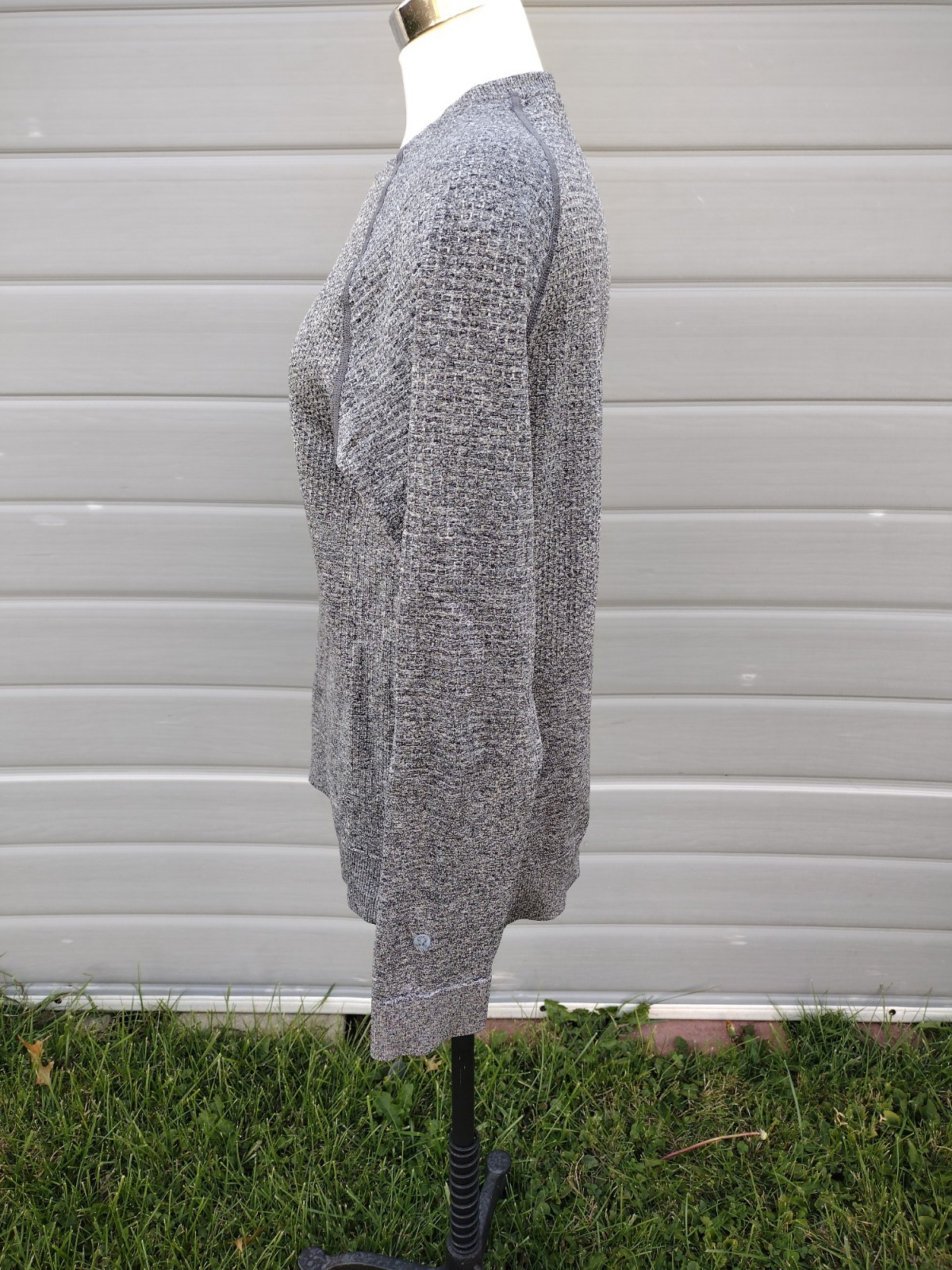 Lululemon Shirt Mens Medium Gray Engineered Warmth Crew Merino Wool Stretch gallery