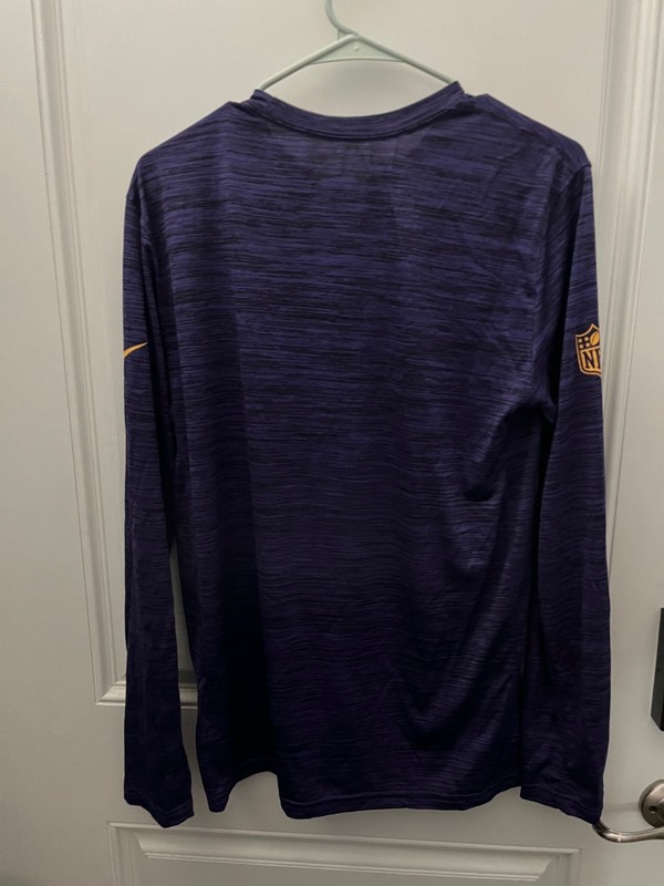 Nike Men's Minnesota Vikings Team Purple Velocity Long Sleeve T-Shirt Sz Medium gallery