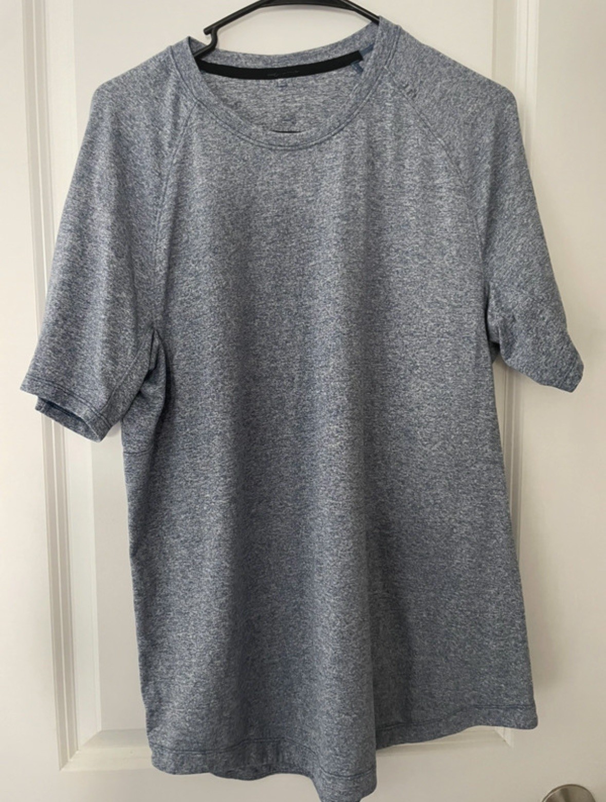 NWOT Men’s Lululemon Drysense Short-Sleeve Shirt gallery