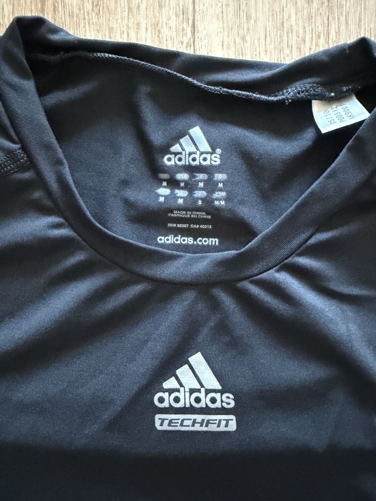 Adidas Techfit Men Soccer Compression Black M Football Gym Running gallery