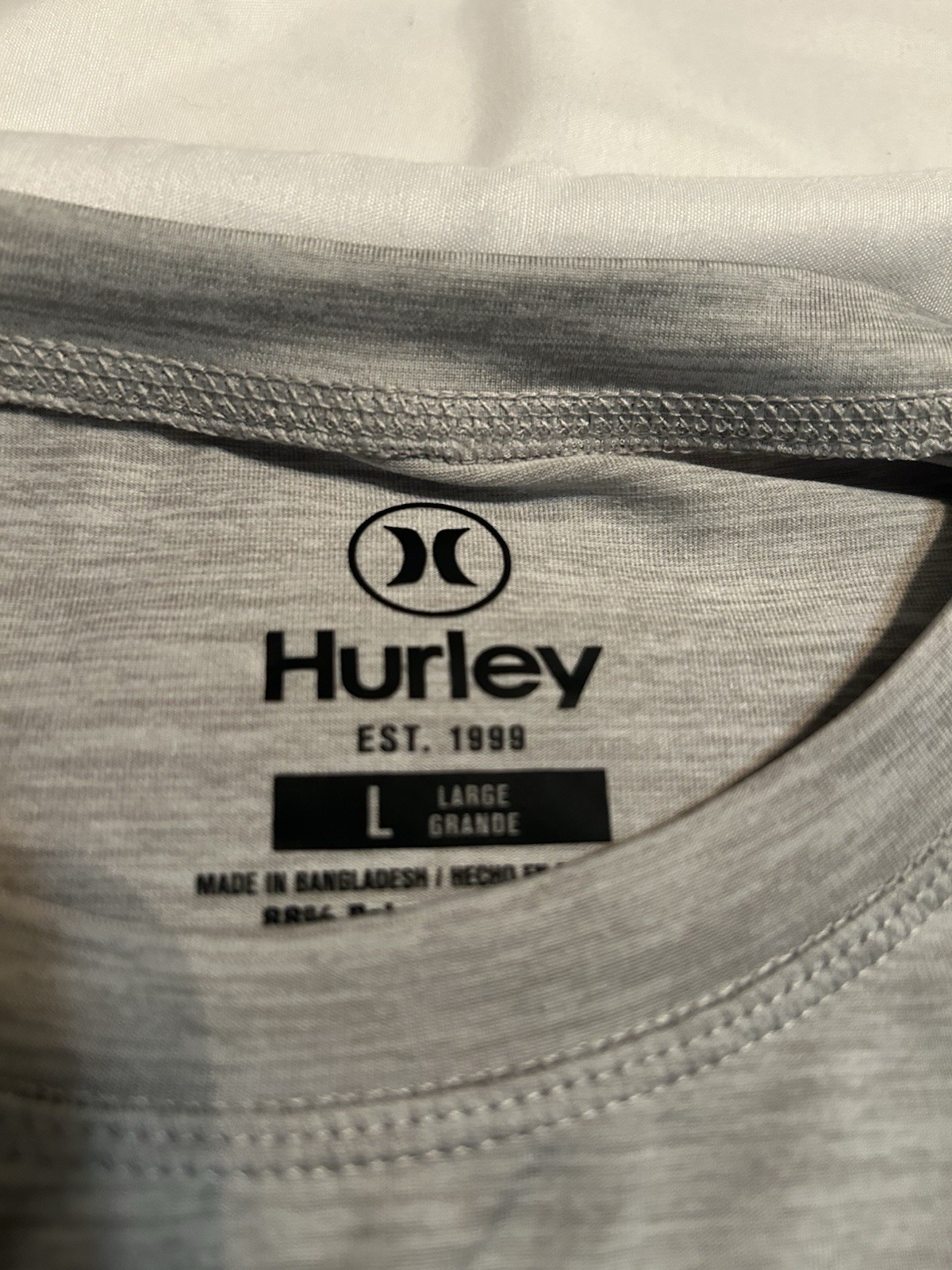 Hurley Performance UV Shirt Long Sleeve Large Silver Fishing Surf Sun Protection gallery