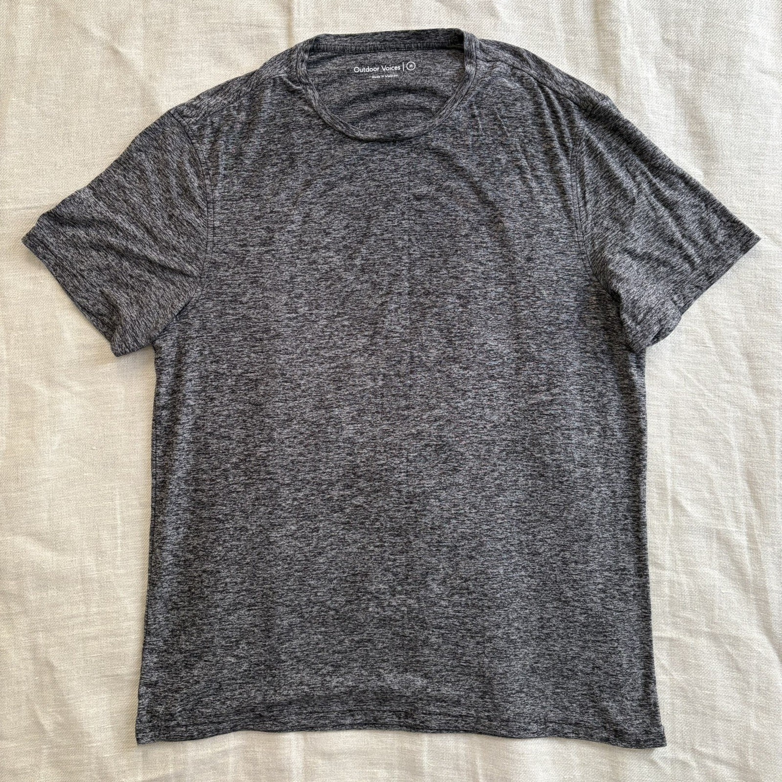 Outdoor Voices Men's CloudKnit Shirt Gray Heather Performance Workout Running gallery
