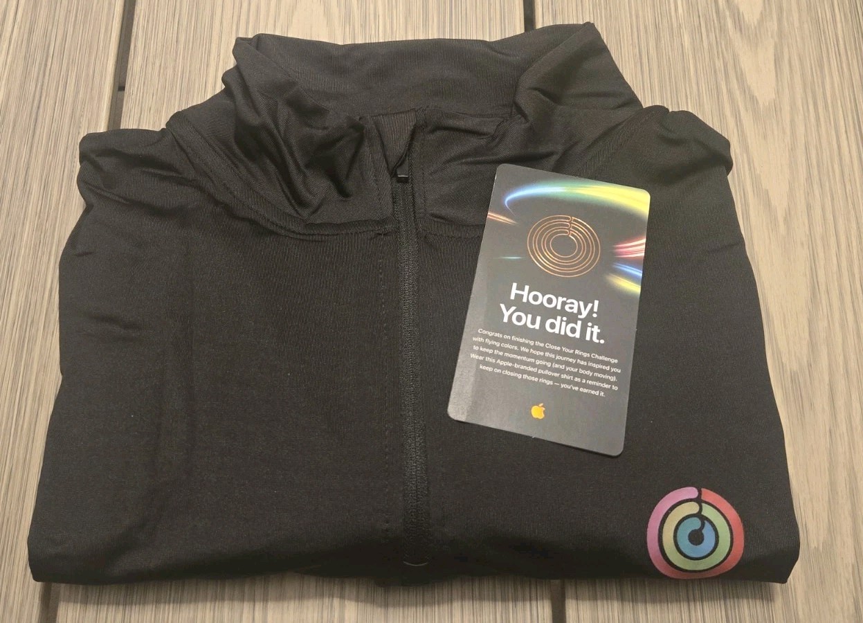 APPLE logo Employee Close Your Rings Challenge 1/4 zip Pullover Ladies XS gallery