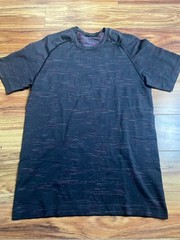 Lululemon Men’s Short Sleeve Training Abstract Top, Dark Blue, Size S