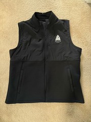 Under Armour Men’s Storm Cold Gear Loose Golf Vest Water Resistant, Size XL