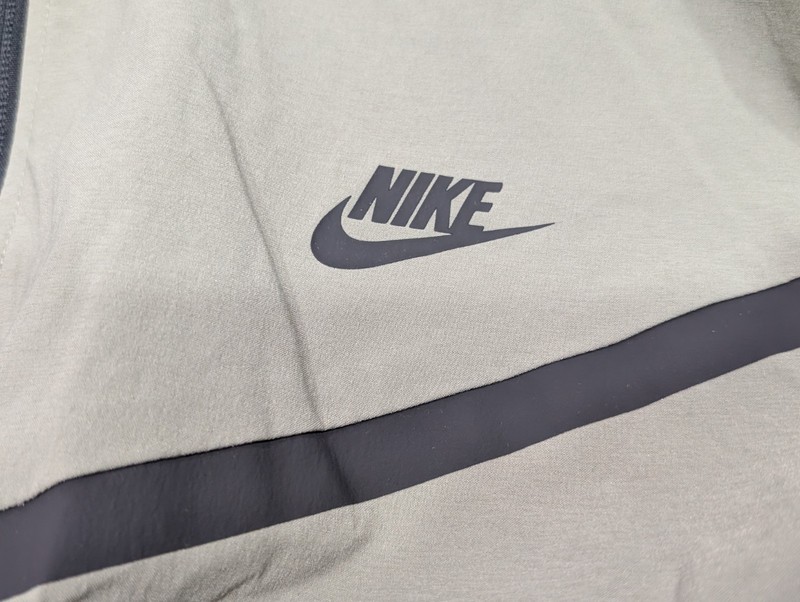 Nike Men's Tech Woven Jacket - Size: XL - HM7151 320 - Light Army / Black - NWT gallery
