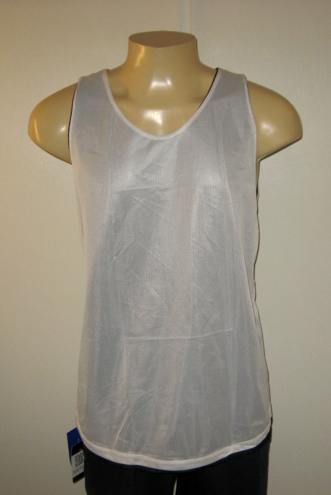 Intensity Athletics Sport Men's Sleeveless Reversible Mesh Tank Top Shirt gallery