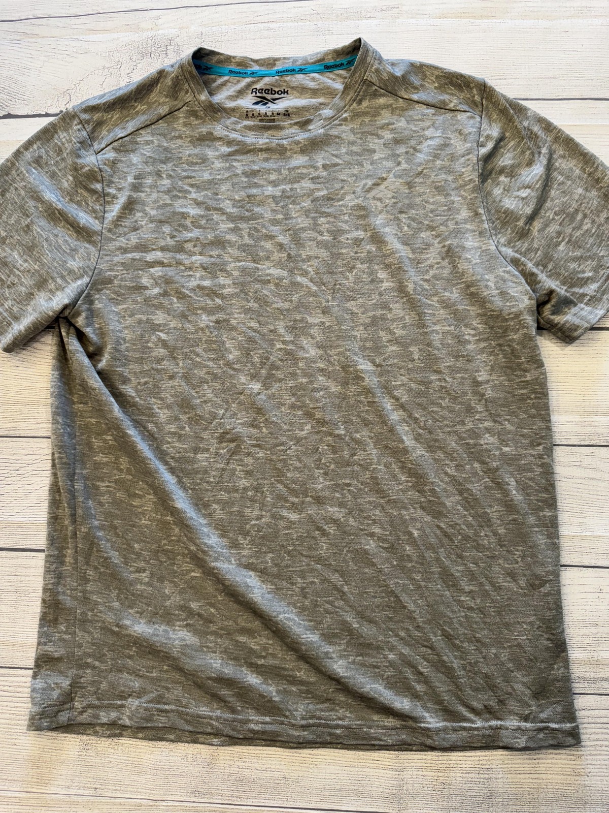 Reebok Shirt Mens Small Gray Griffe Speedwick Athletic Training Tee Lightweight gallery