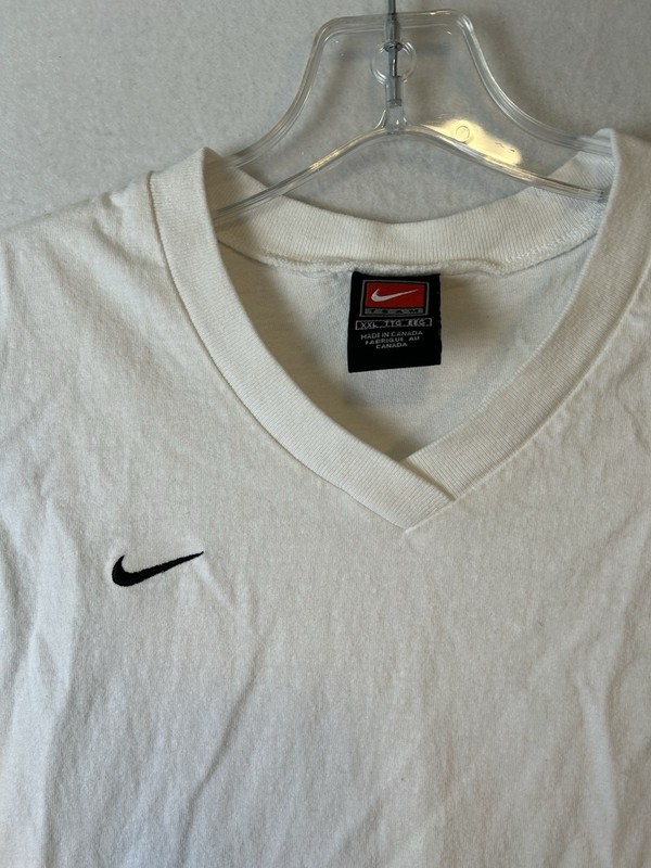 White Mens Nike Cut off Tank Top Size 2XL #1339 gallery