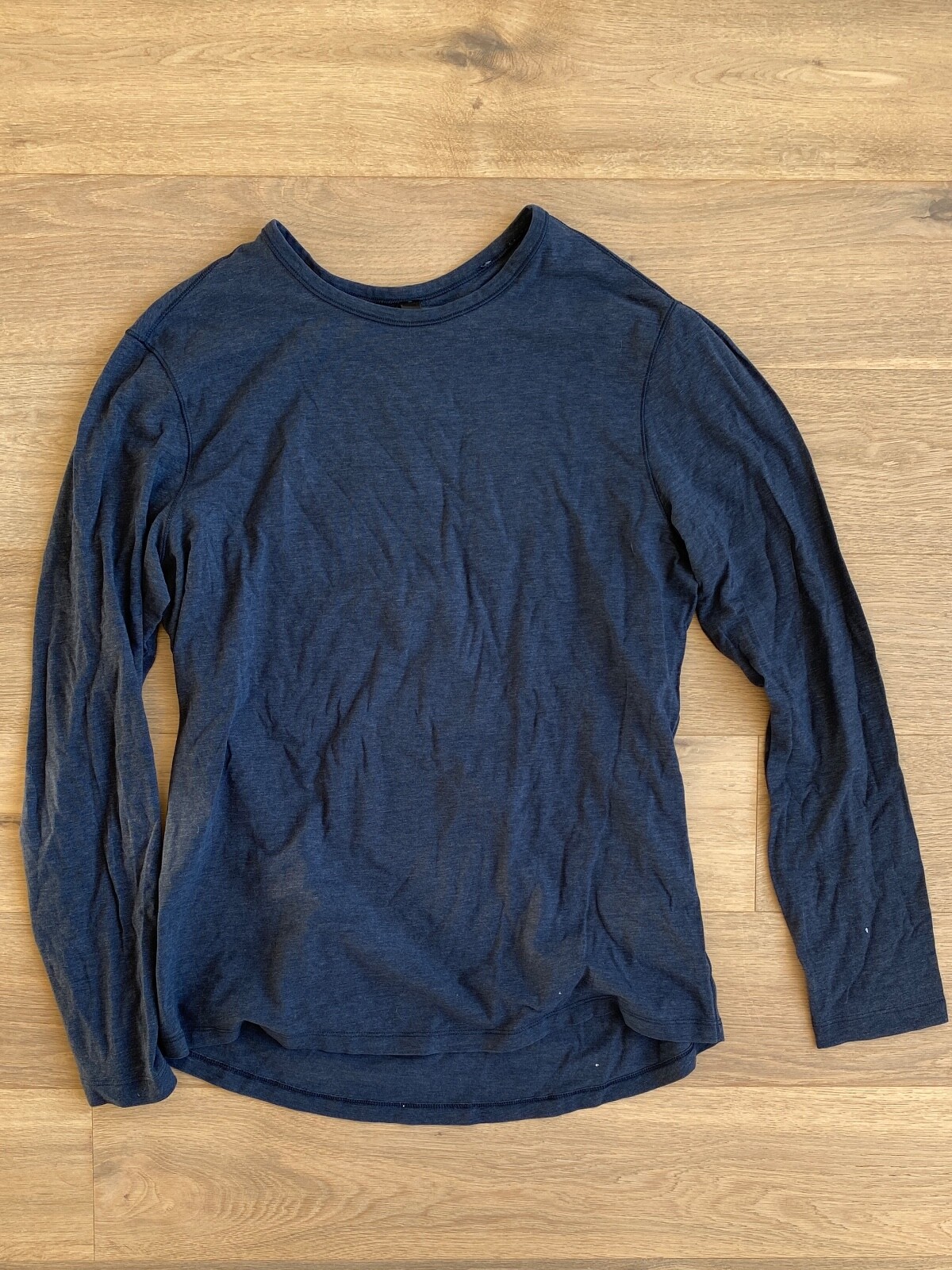LULULEMON Navy Blue 5 Year Basic LS Pima Cotton Shirt Top Men's Large gallery