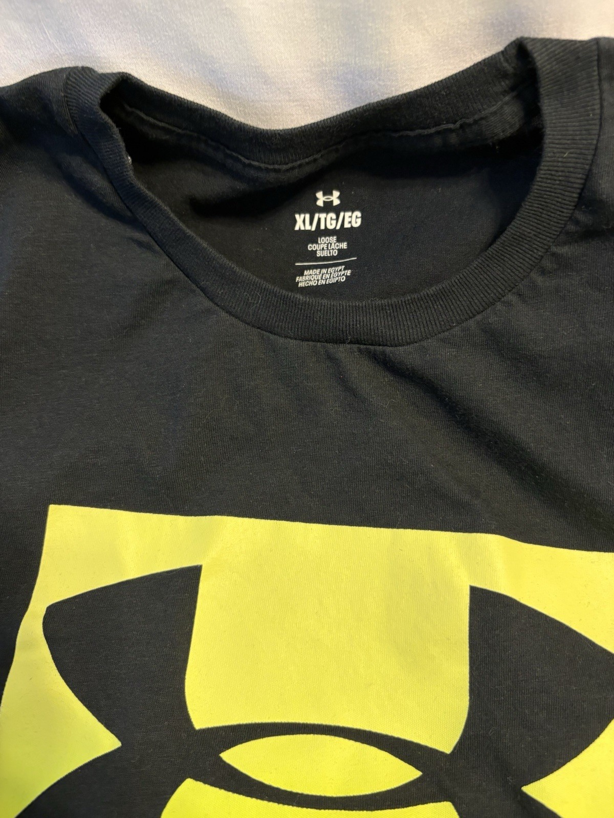 Boxed Under Armour Size XL Black And Green gallery