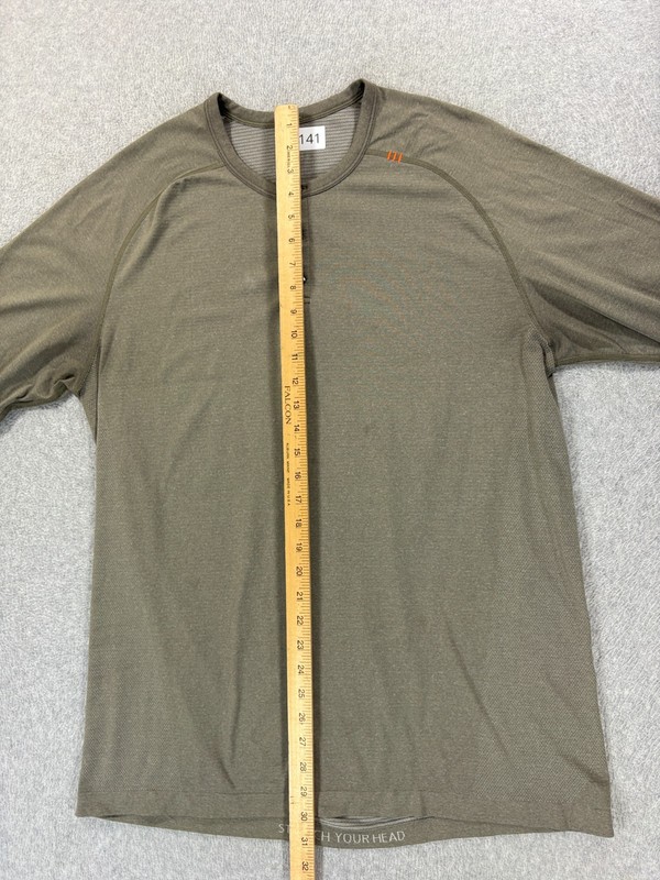 Lululemon Performance Long Sleeve Henley Polo Shirt (Men's XL) Green gallery
