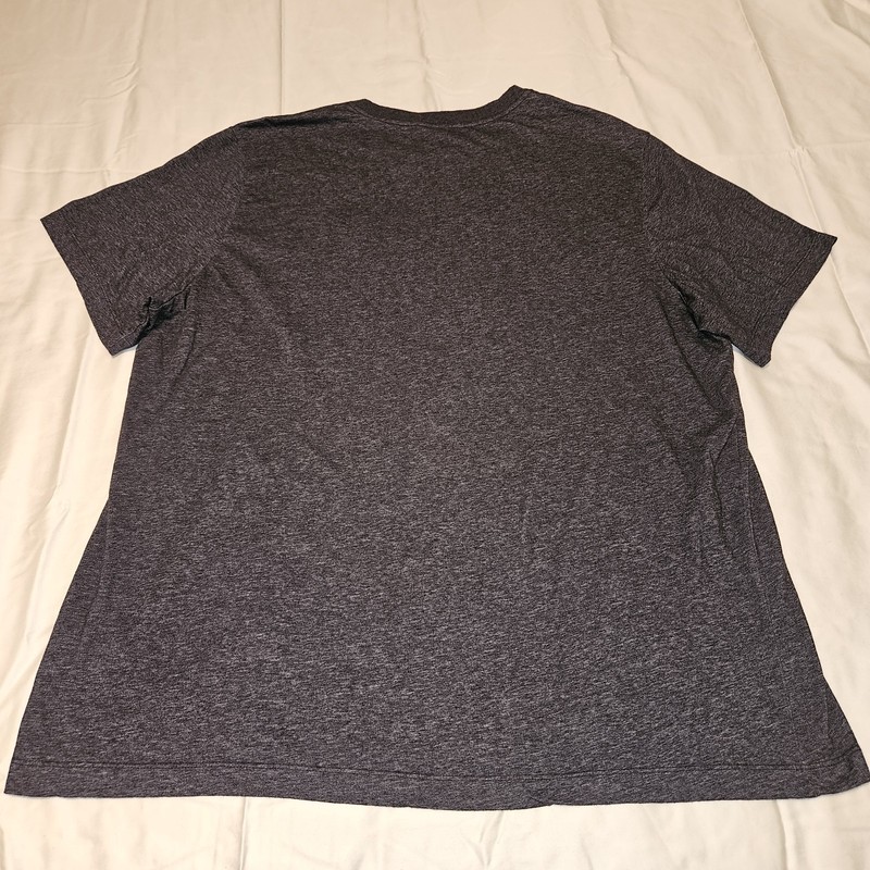 The Nike Tee Dri-Fit Men's Active T-Shirt Size XXL Color Dark Grey Heather gallery