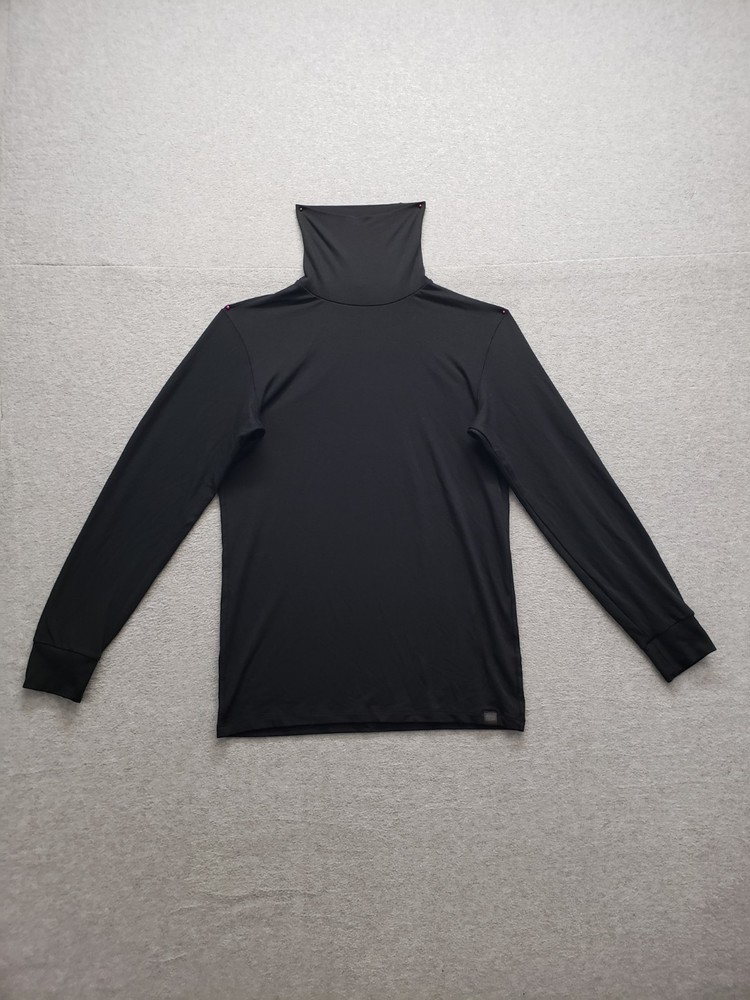 Uniqlo Men Athletic T Shirt S Black Turtleneck Long Sleeve Training Performance