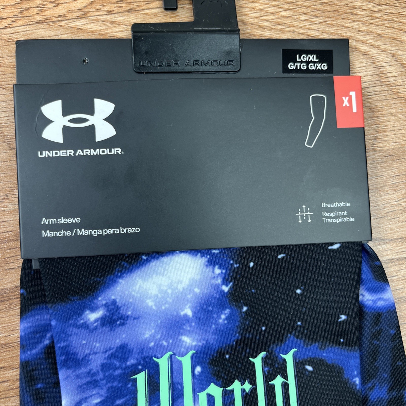 Under Armour Arm Sleeve- World Tour Edition, Size L/XL NEW gallery