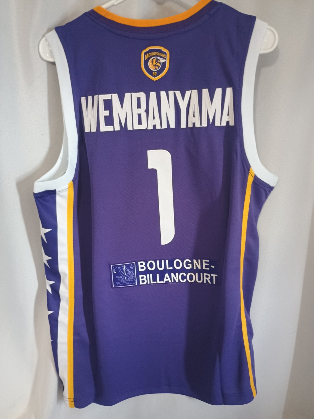 Throwback Victor #1 Basketball Jersey White Blue Purple Small (54 gallery