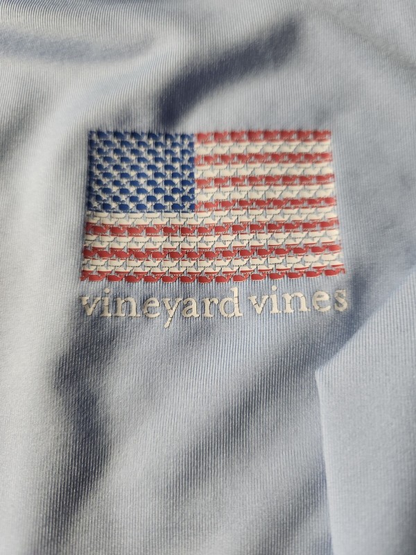 VINEYARD VINES Performance SMALL LONG SLEEVE A-WHALE-USA FLAG Under Armour SHIRT gallery