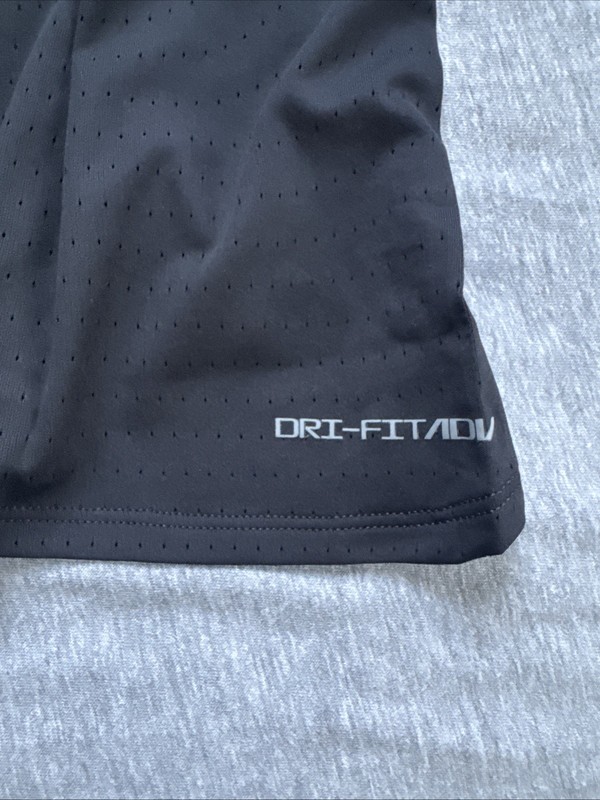 Men’s Nike AeroSwift Dri-FIT ADV Running Tank Top Black FN4231-010 L gallery