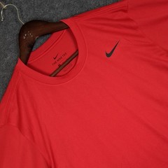 Nike Mens Dri-Fit Legend Training T-Shirt Red Short Sleeve Size M