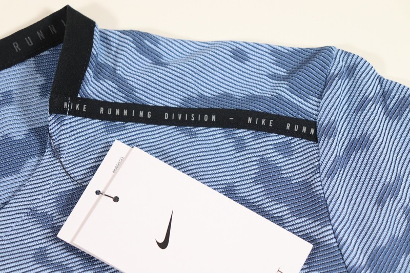 NIKE RISE 365 RUN DIVISION RUNNING SHORT SLEEVE TOP DM4636-548 - MEN XL gallery