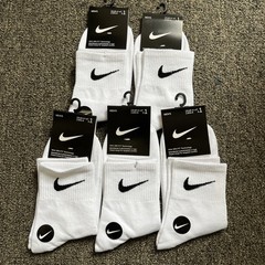 Nike Men’s Dri-Fit 5 Pair Socks Size Medium 6-10 White . New .