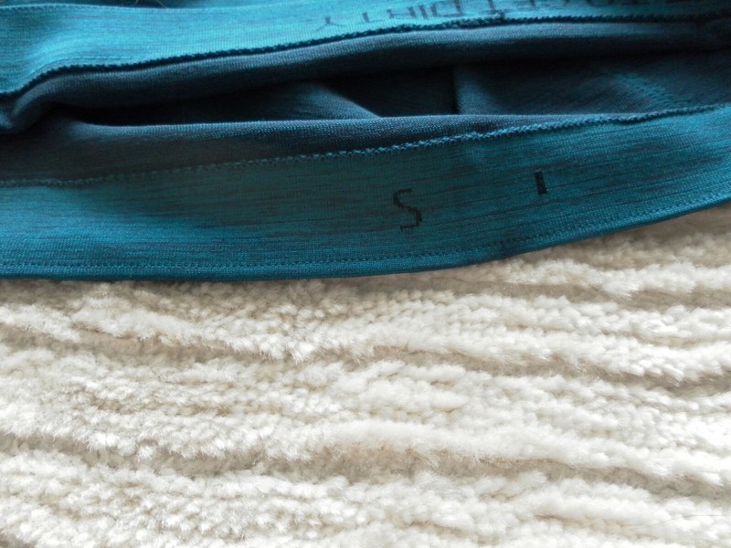 Lululemon Men's S Metal Vent Tech Short Sleeve Henley Night Diver / Capri Blue gallery