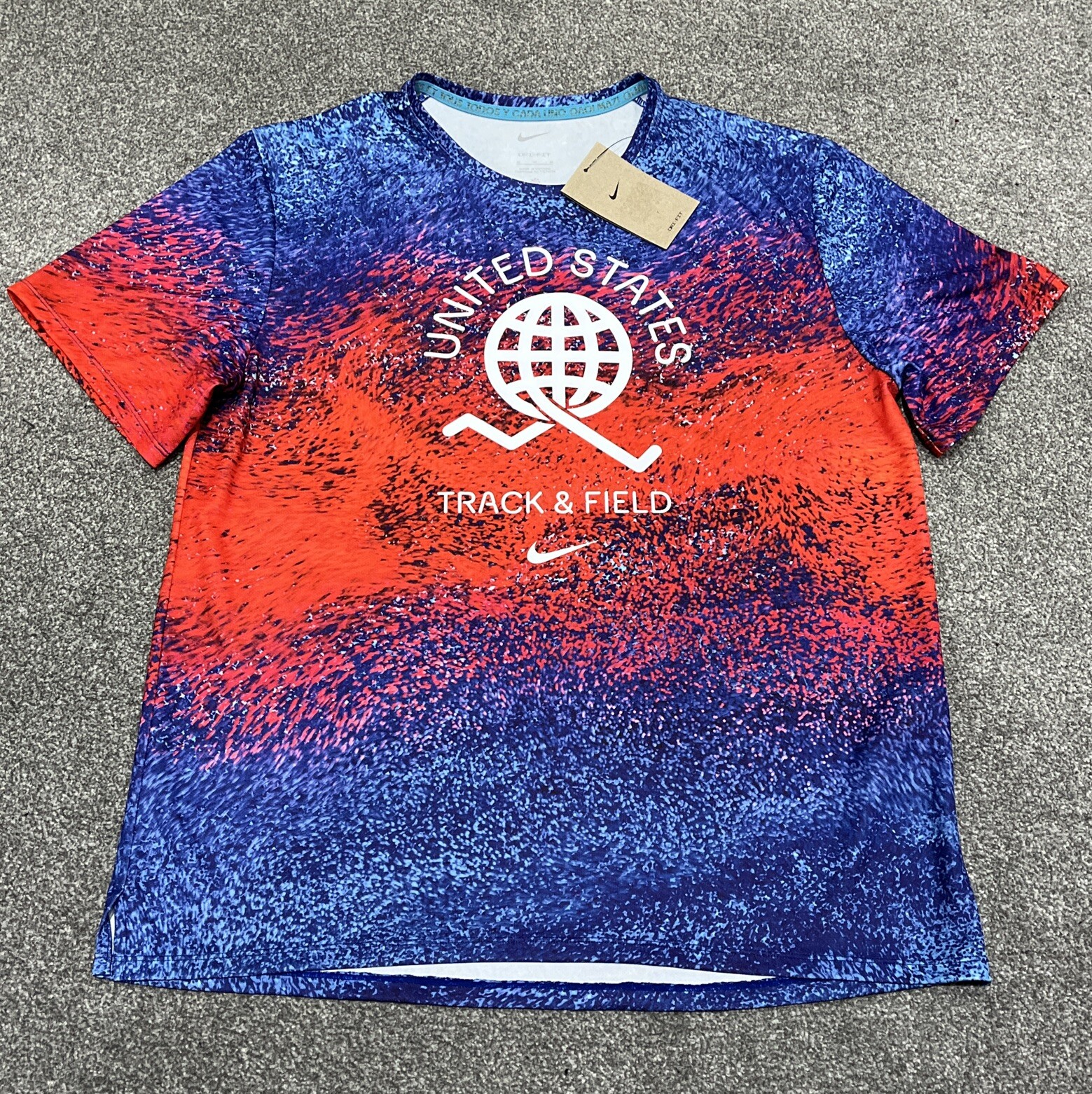 Men’s Nike Miler Team USA Edition Running Top - Dri-Fit Track & Field - Medium gallery