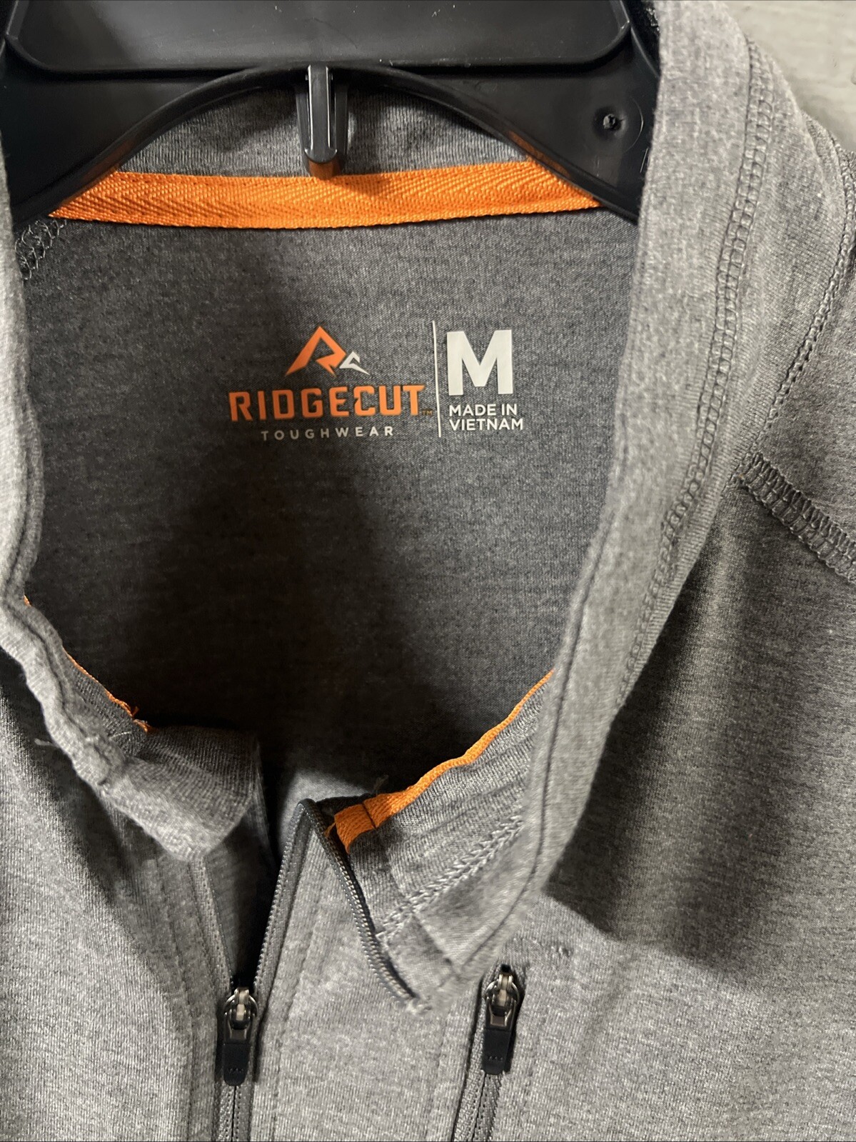 Ridgecut Men’s Active Tee/Quarter Zip Charcoal Grey Medium Light Weight Pocket gallery