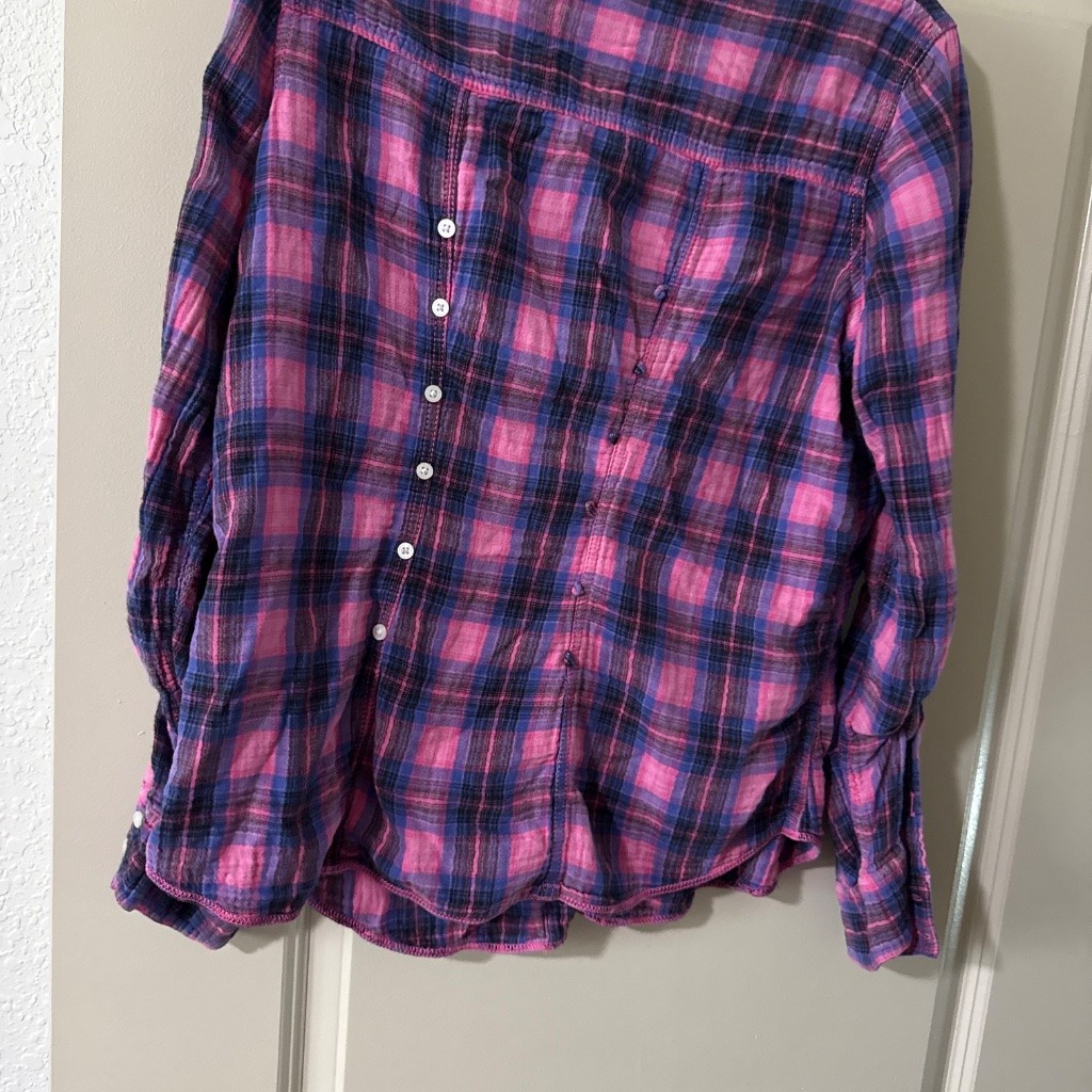 Pink plaid vintage button down gallery