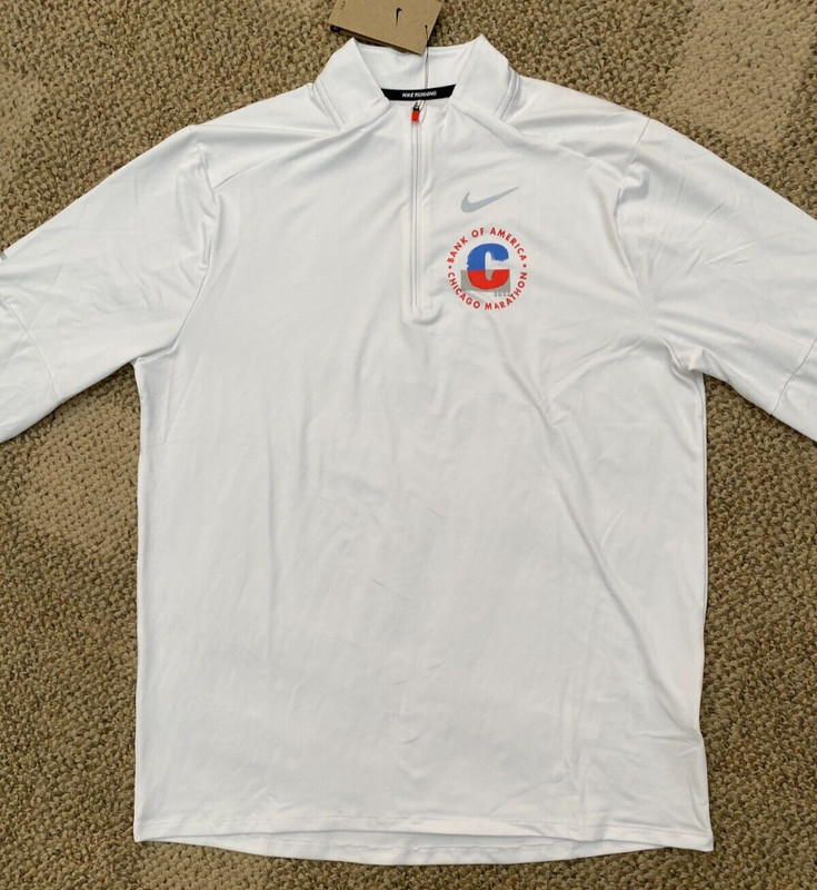 Nike Element 1/2 Zip Running Top Shirt Chicago Marathon FD2681-100 $75 Men's M gallery