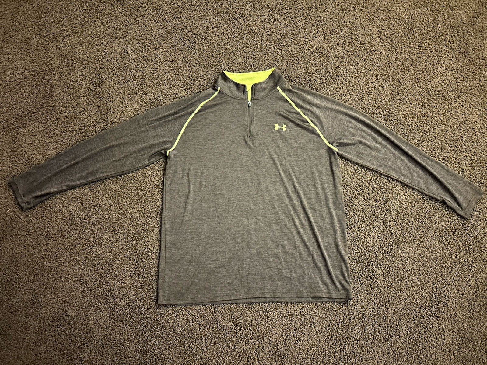 Under Armour Heatgear Mens 1/4 Zip Long Sleeve XL Loose Fit Olive Green Yellow gallery