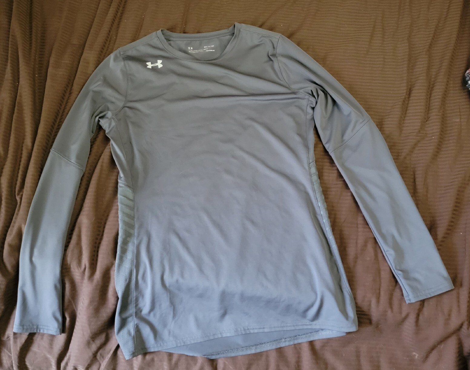 Under Armour Mens Heat Gear Compression Athletic Top Grey Long Sleeve Size M gallery