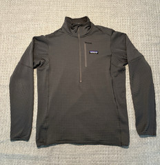 Patagonia R1 Men’s M Black Polyester 1/4 Zip Mock Neck Pullover Top