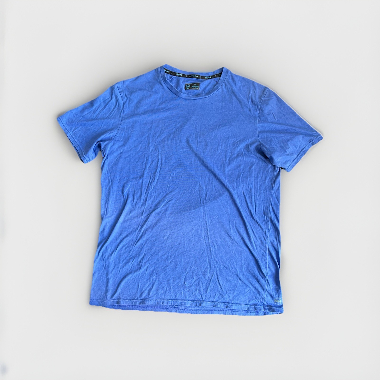 Janji Shirt Mens Medium Blue Tech Tee Run Everywhere Running Performance Gym gallery