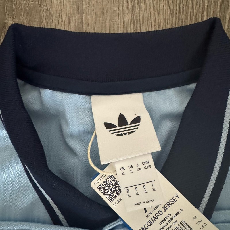 adidas Originals x Oasis Tour Jacquard 25 Men’s Jersey Blue Size XL NWT gallery
