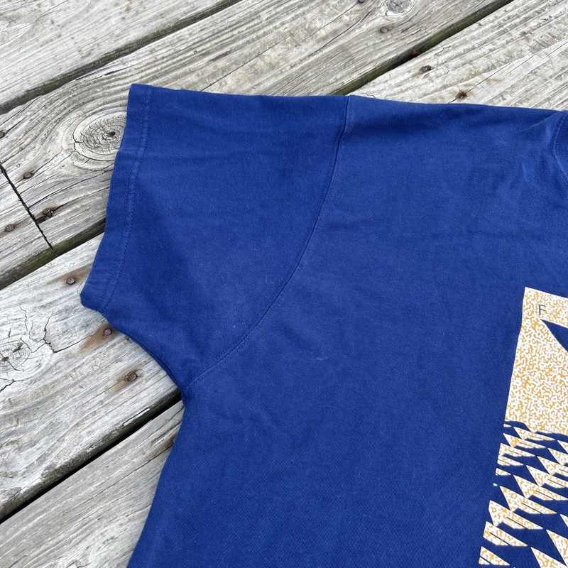 Vtg 90s The Flight Series From Nike Mens Basketball Blue Loose Fit T Shirt gallery