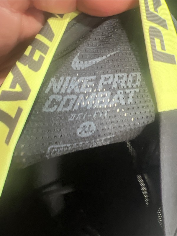 Nike Pro Combat Shirt Large Adult Black Dri Fit Compression Padded Football Mens gallery