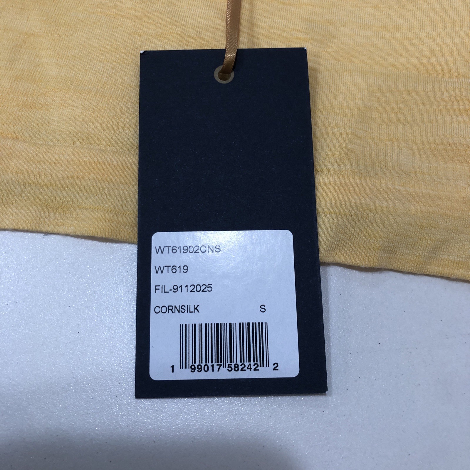 Tracksmith Harrier Long Sleeve Cornsilk S gallery