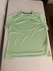 Nike Dri-FIT Running Shirt Men’s Large Green Short Sleeve Athletic Performance T