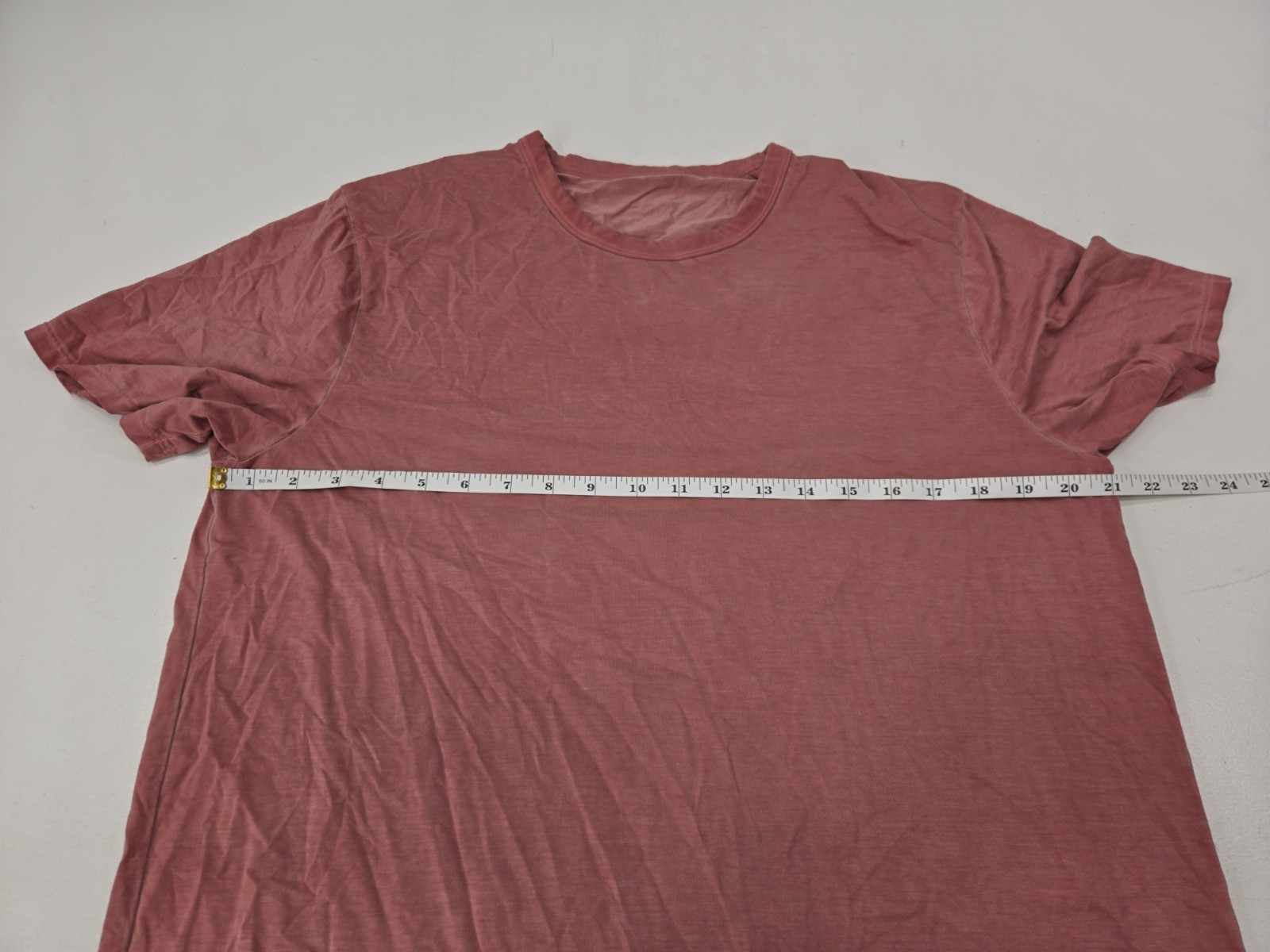 Lululemon 5 Year Basic T-Shirt Pink Salmon Color Size L/XL Mens gallery