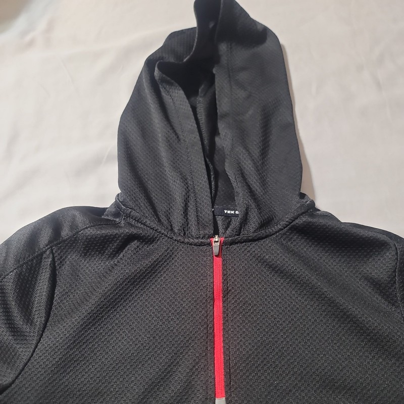 Tech Gear Black With Red Quarter Zip Lightweight Pullover. Size L See Pictures gallery
